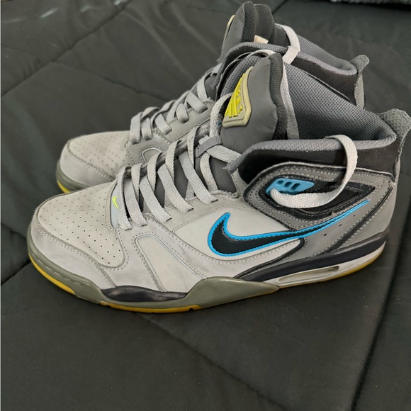 Nike Air Flight Falcon size 10.5 - Picture 4 of 7